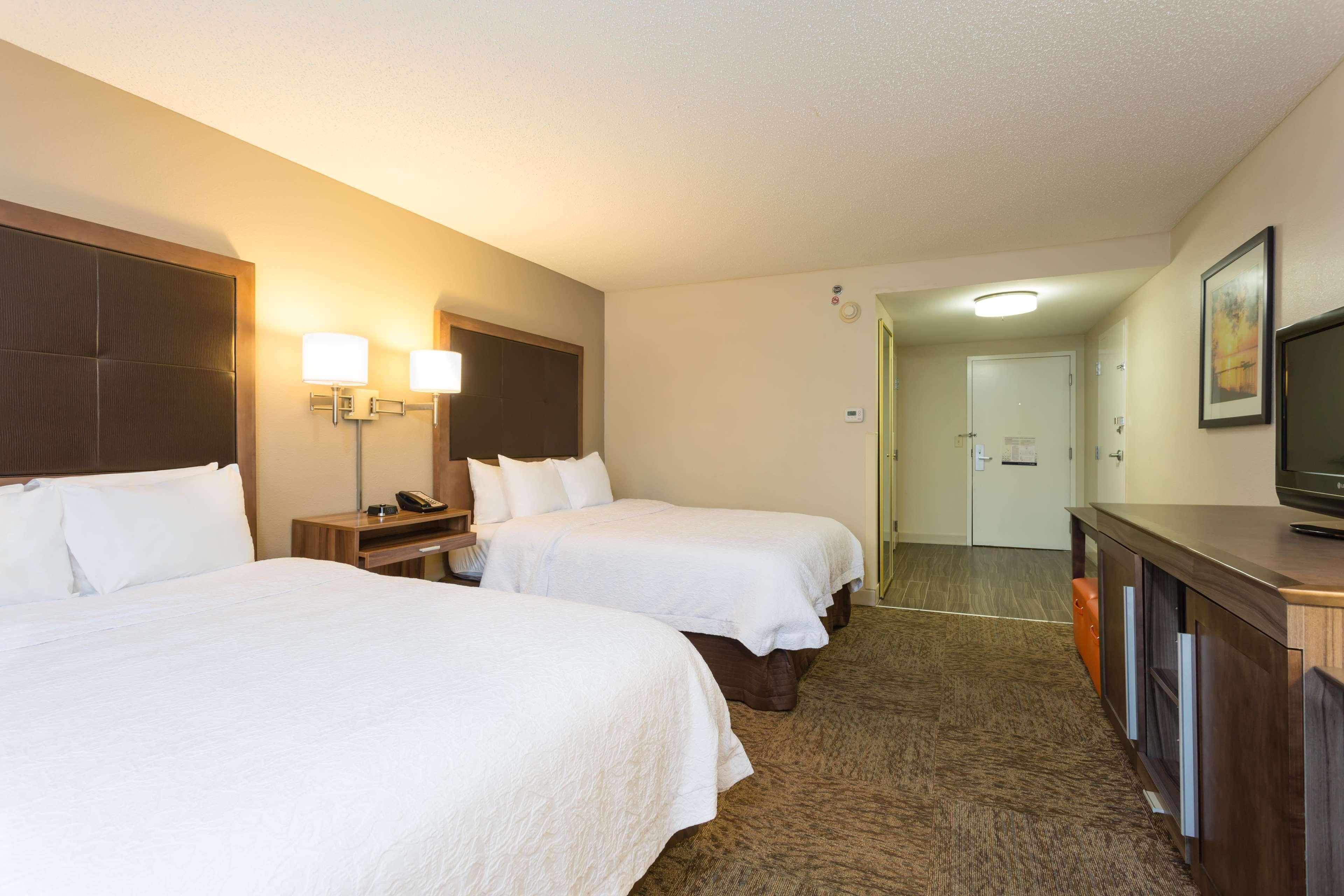 Hampton Inn Havelock Exterior photo