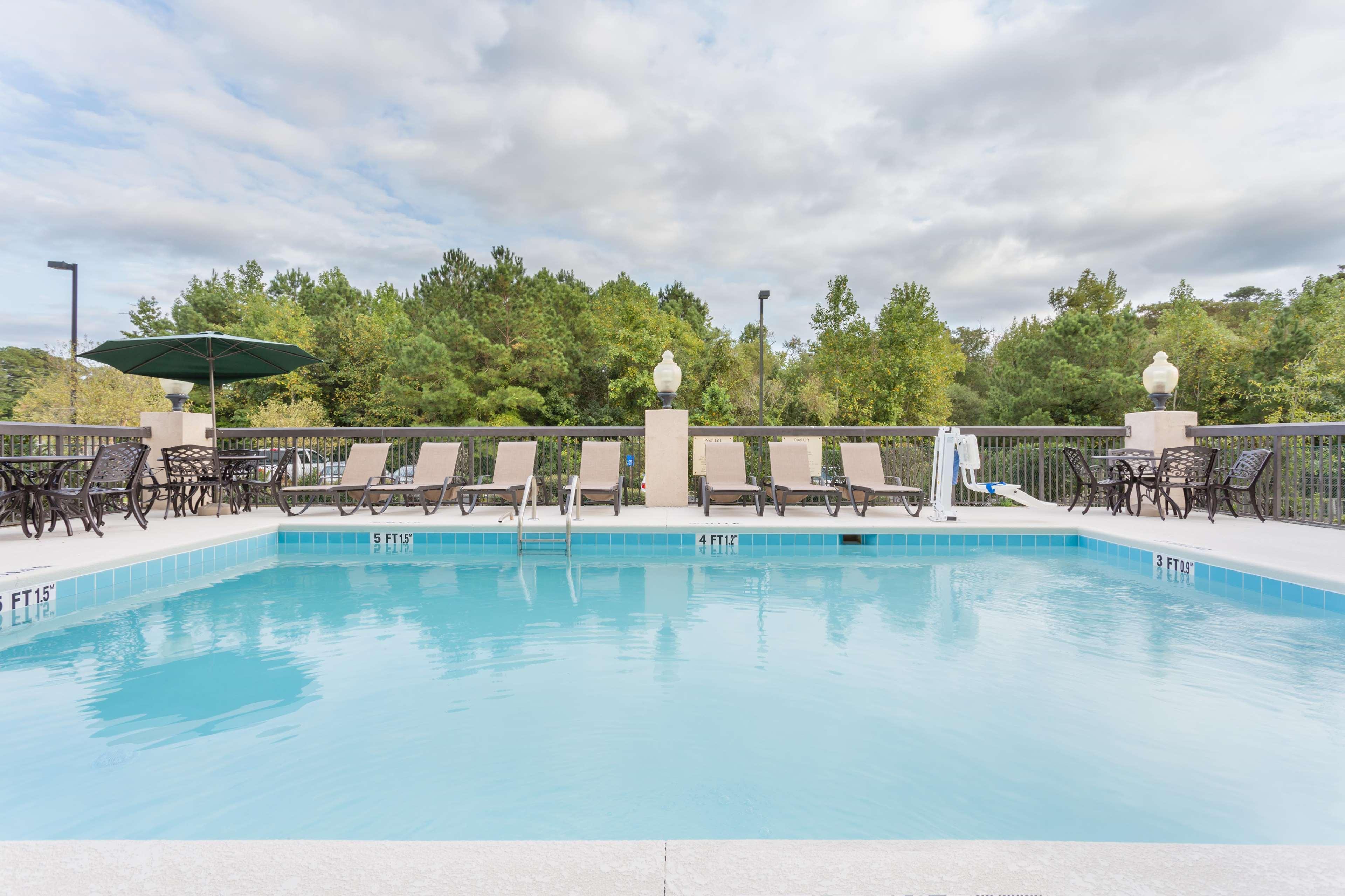 Hampton Inn Havelock Exterior photo