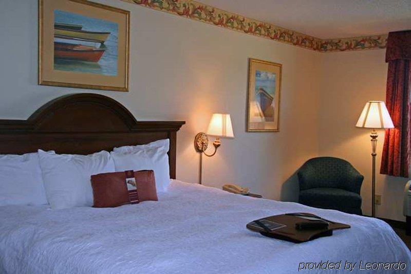 Hampton Inn Havelock Room photo